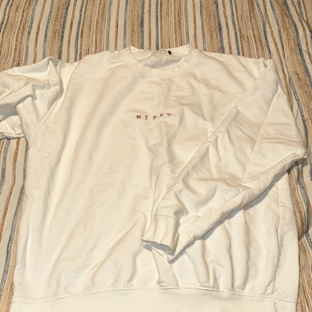 Six stories wifey pullover